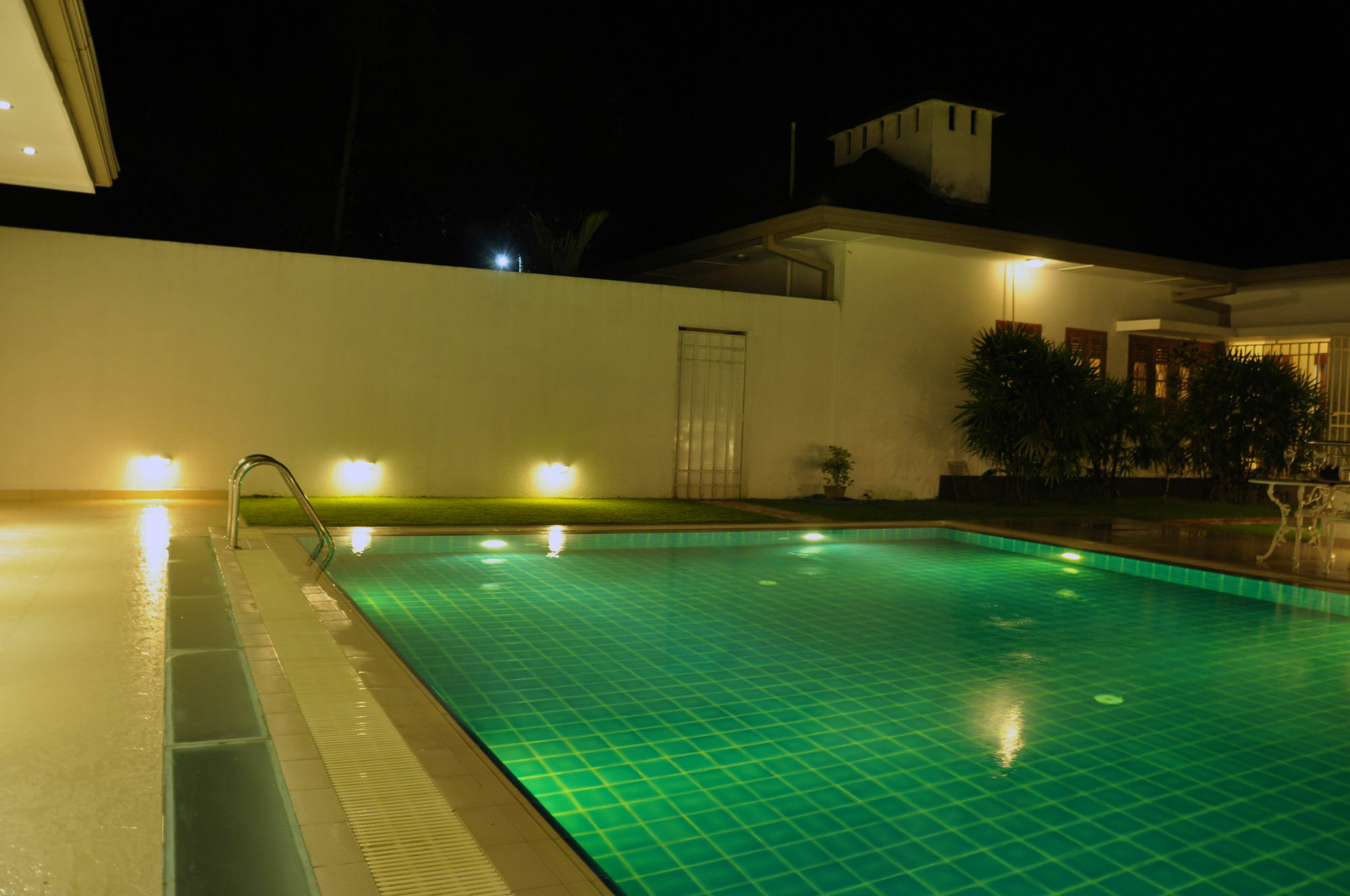 Serene Villa Ratnapura Dış mekan fotoğraf