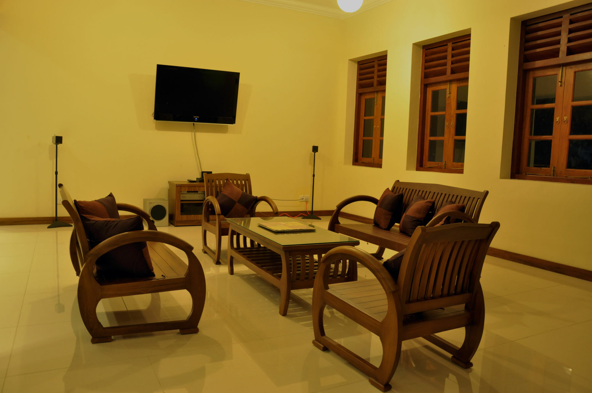 Serene Villa Ratnapura Dış mekan fotoğraf