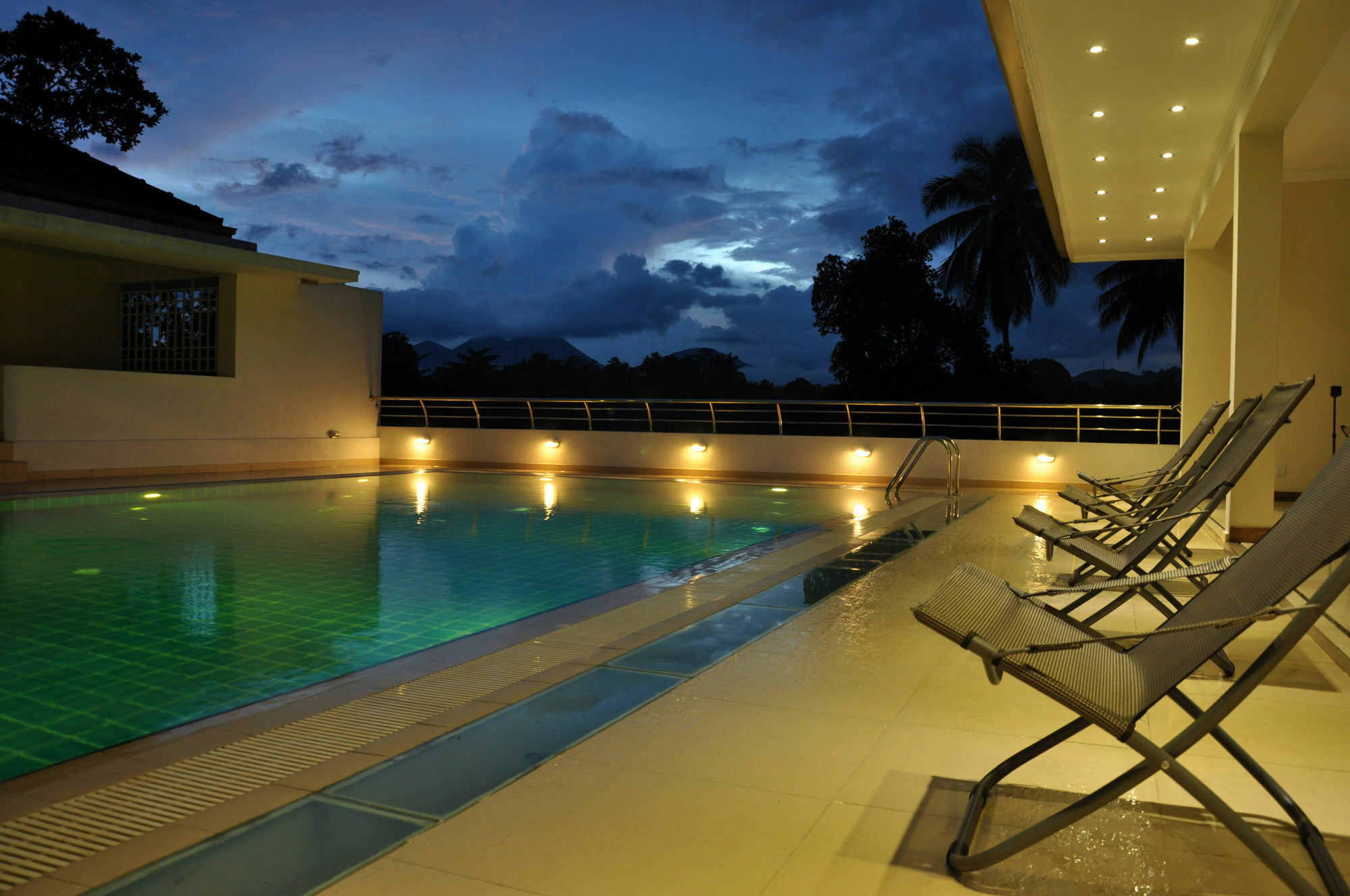 Serene Villa Ratnapura Dış mekan fotoğraf